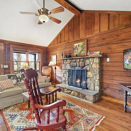 Log Cabin On Peaceful River ブローイング・ロック エクステリア 写真